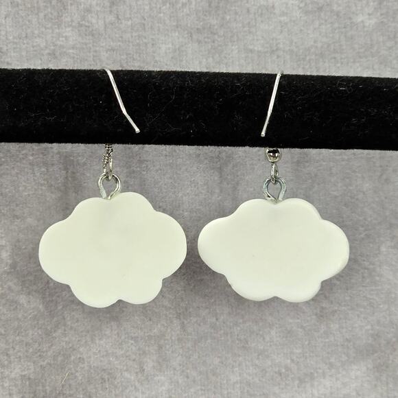 White Cloud Hook Dangle Drop Fashion Jewelry Earrings NWT JB2-10 - Picture 2 of 4